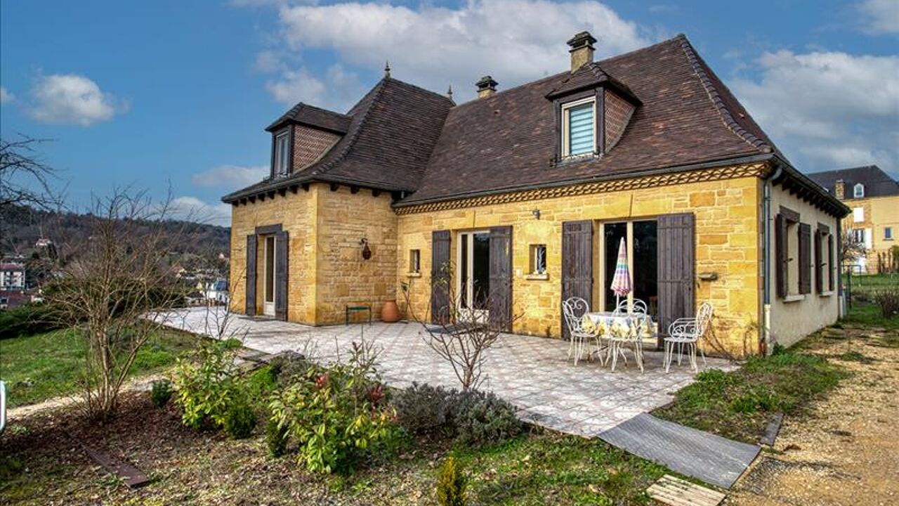 maison 7 pièces 152 m2 à vendre à Sarlat-la-Canéda (24200)