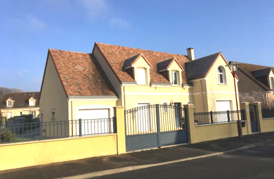 location maison 1 300 € CC /mois à proximité de Neuvy-en-Champagne (72240)