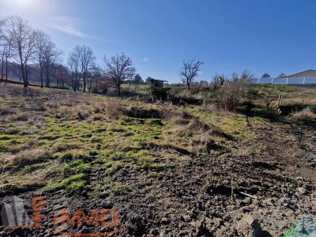 Terrain constructible — photo du bien