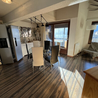 Appartement 3 pièces 137800 €