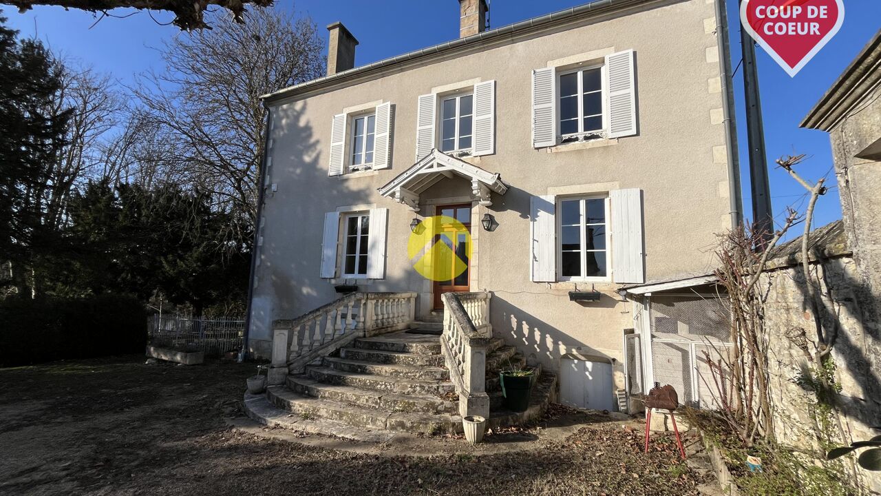 maison 14 pièces 321 m2 à vendre à Châteauneuf-sur-Cher (18190)