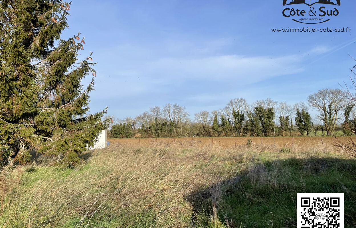 terrain  pièces 770 m2 à vendre à Croix-Chapeau (17220)