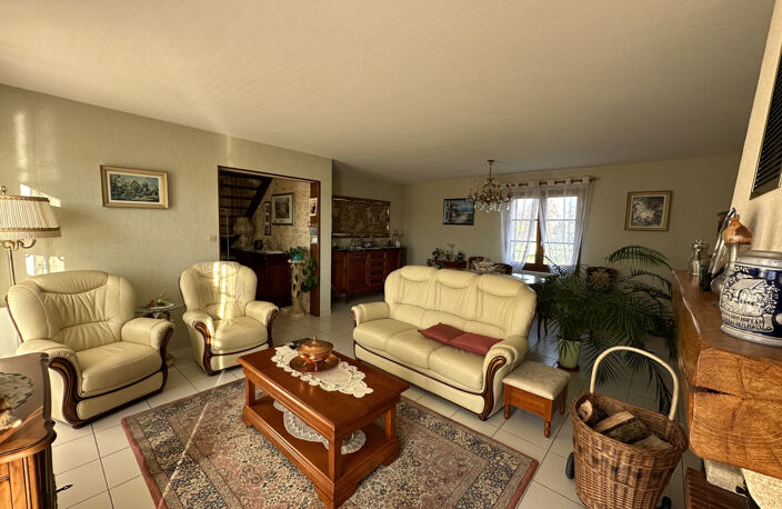 EXCLUSIVITE ! 5MN DE DURAS VILLA EN PARFAIT ETAT SUR UN MAGNIFIQUE PARC DE 5091M2 — photo 4