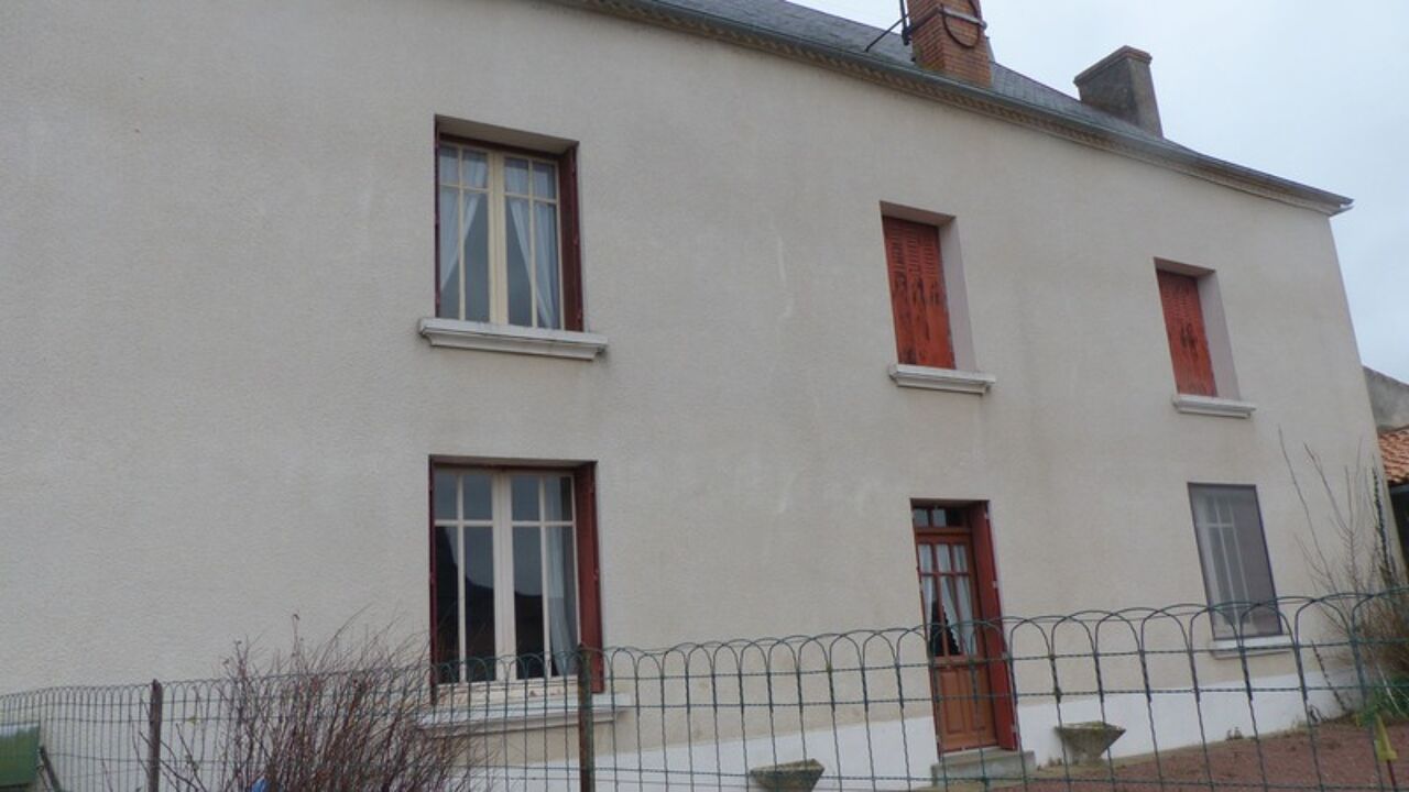 maison 5 pièces 126 m2 à vendre à Airvault (79600)