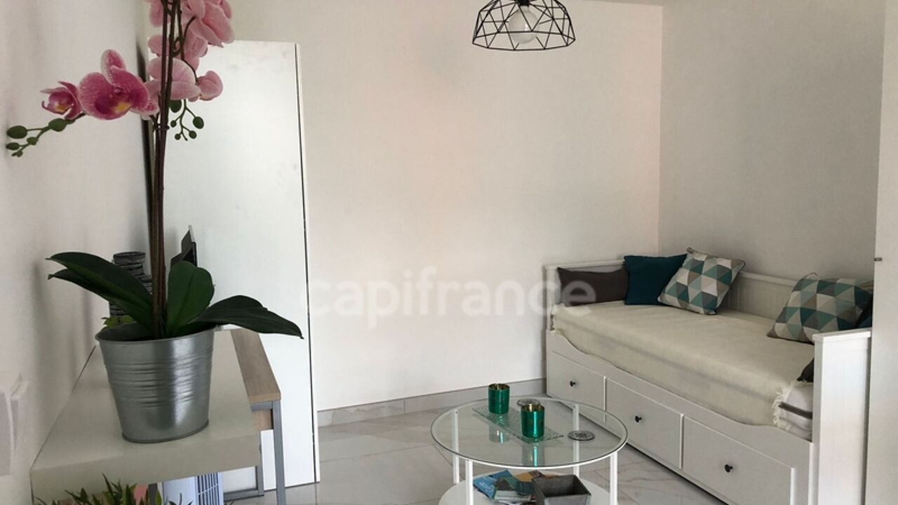 appartement 1 pièces 18 m2 à vendre à Saint-Raphaël (83530)