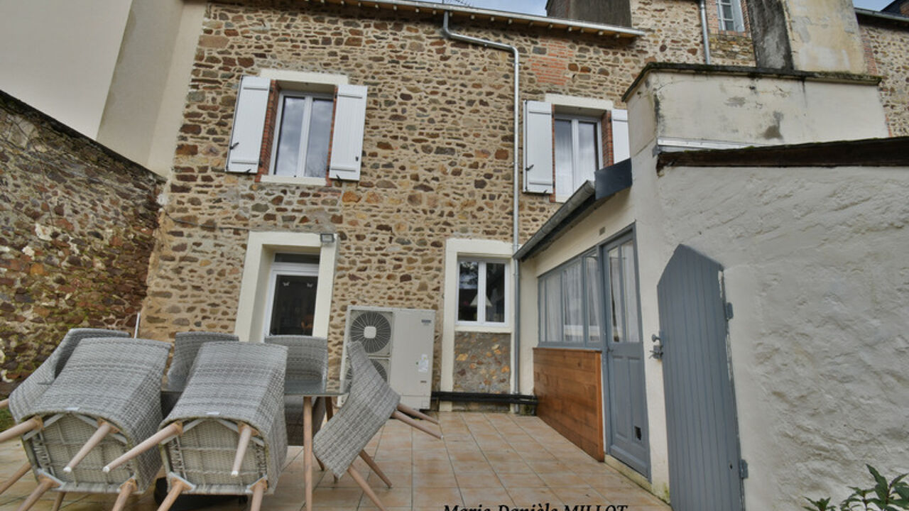 maison 6 pièces 126 m2 à vendre à Montsûrs (53150)