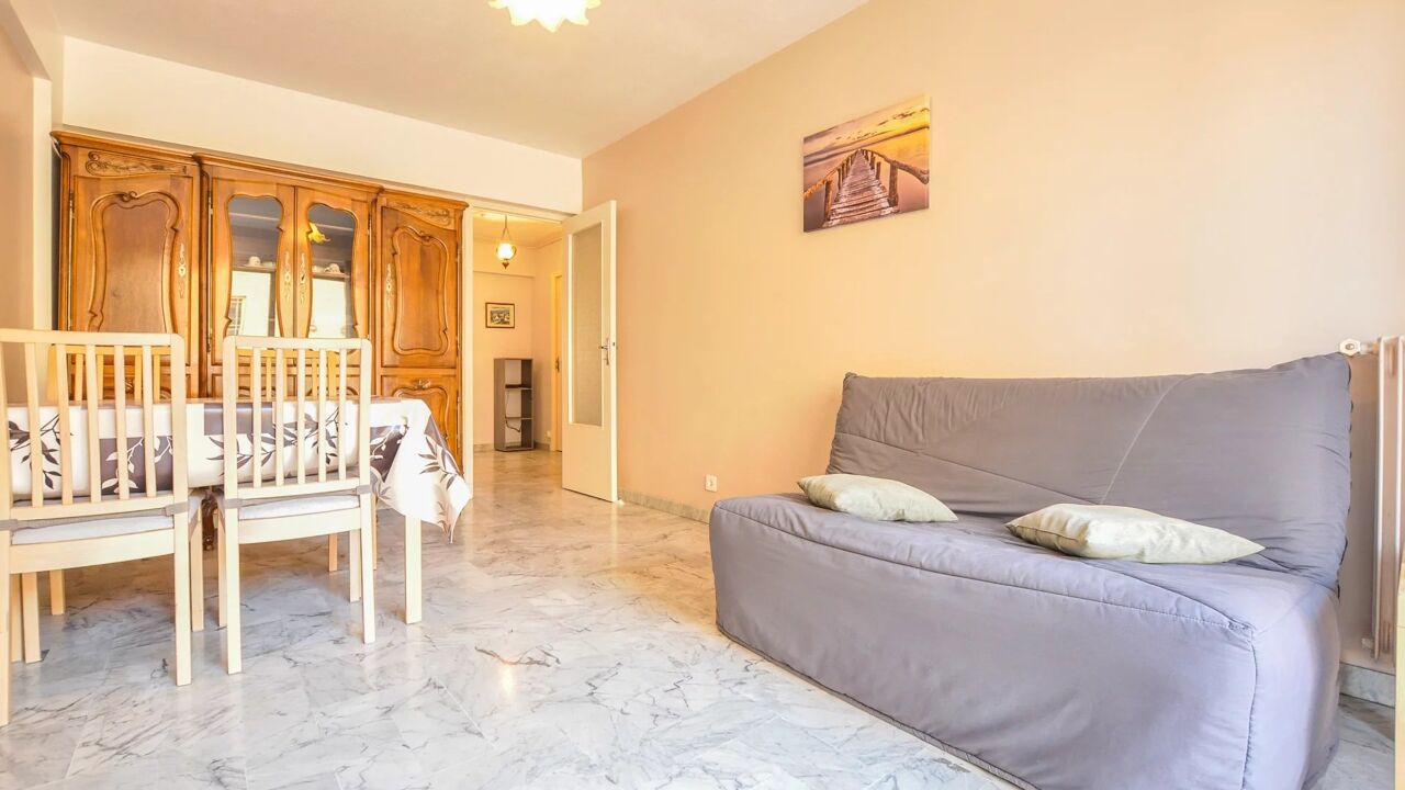 appartement 2 pièces 49 m2 à vendre à Nice (06300)