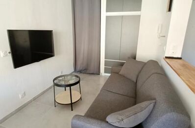 location appartement 700 € CC /mois à proximité de Fréjus (83600)