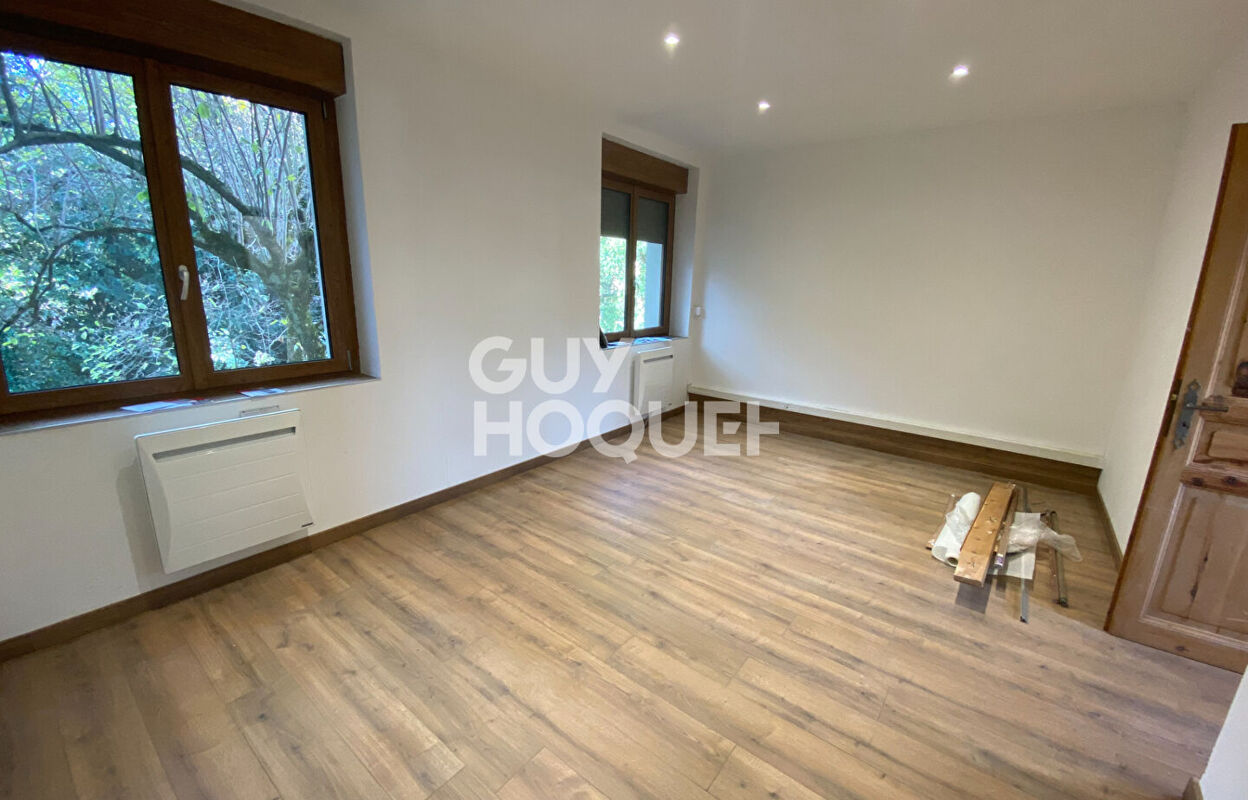 bureau  pièces 161 m2 à louer à Albertville (73200)