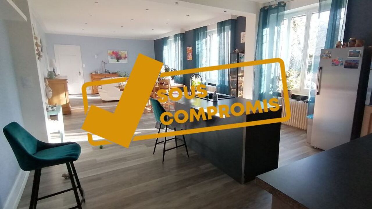 appartement 5 pièces 132 m2 à vendre à Échenoz-la-Méline (70000)