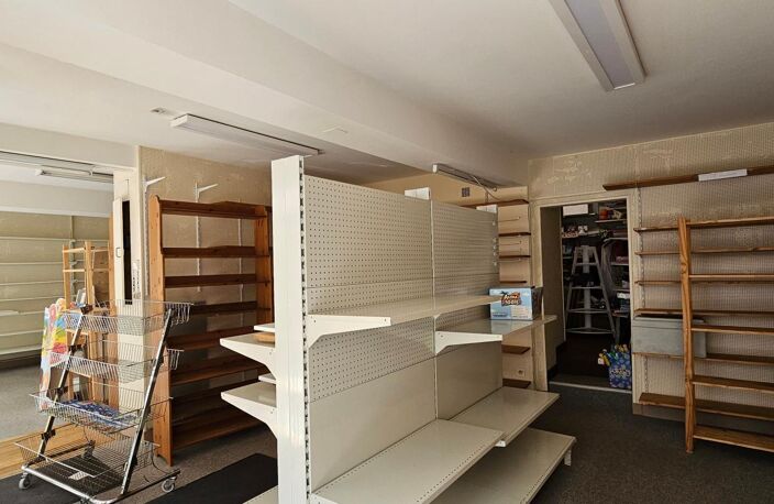 Immeuble à Vendre Loudun 6 pièce(s) 185 m2 — photo 3