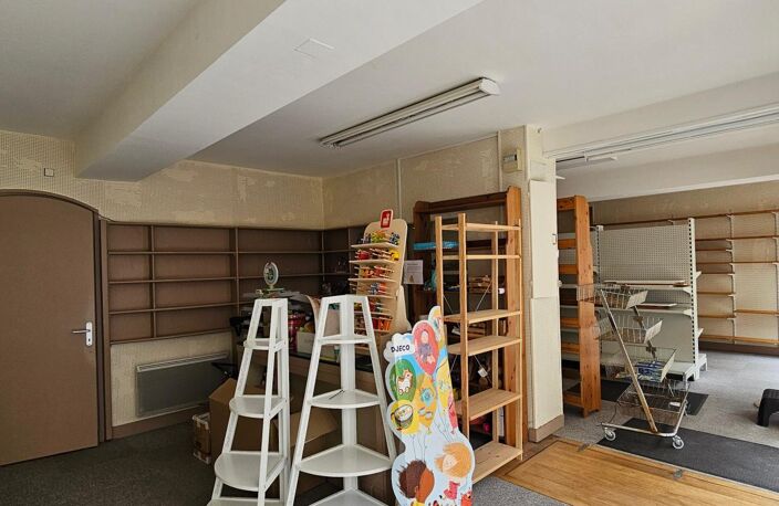 Immeuble à Vendre Loudun 6 pièce(s) 185 m2 — photo 4