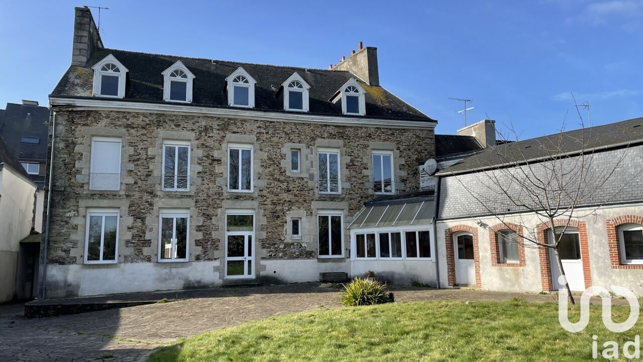 maison 12 pièces 326 m2 à vendre à Loudéac (22600)