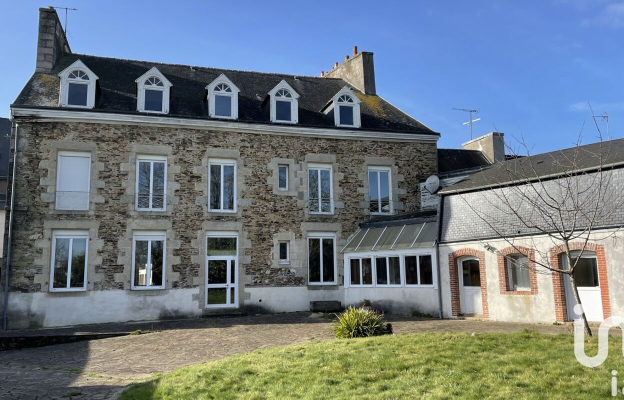 maison 12 pièces 326 m2 à vendre à Loudéac (22600)