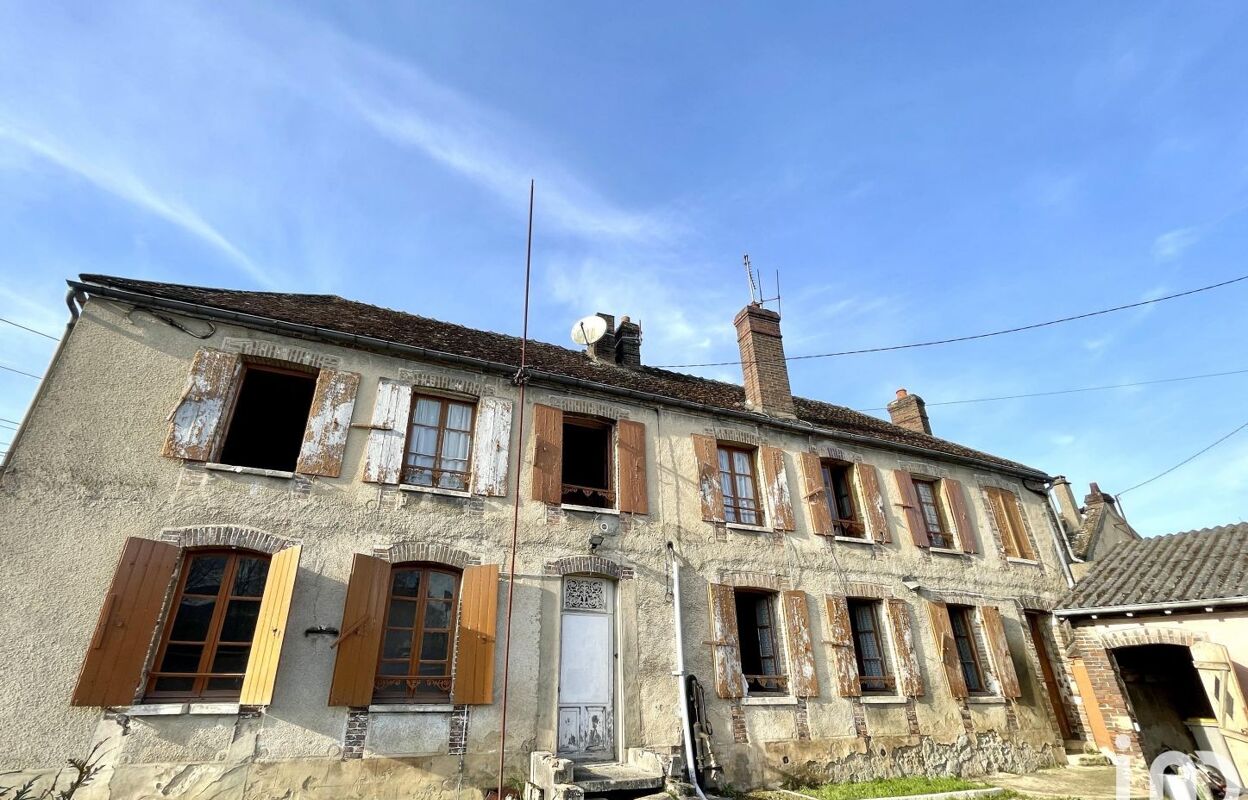 Vente maison 7 pièces 166 m² Villeneuve-sur-Yonne (89500)