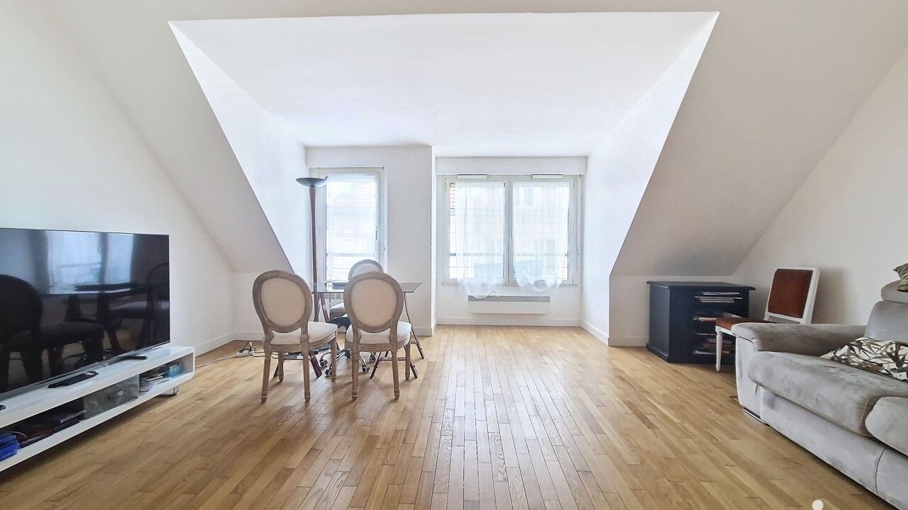 appartement 2 pièces 63 m2 à vendre à Paris 11 (75011)
