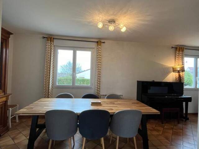Maison À Vendre — photo du bien