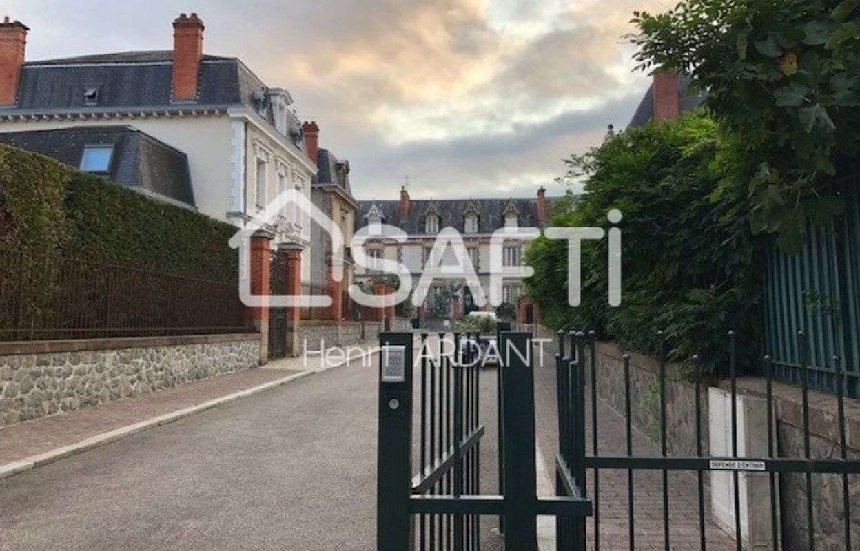 maison 10 pièces 300 m2 à vendre à Limoges (87000)