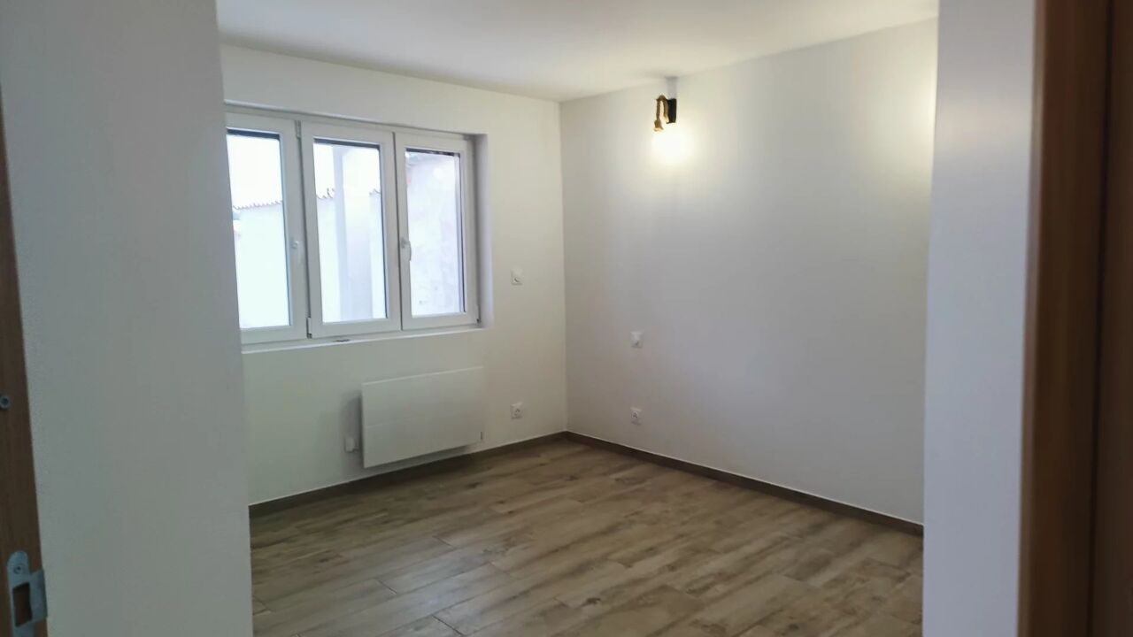 appartement 4 pièces 74 m2 à vendre à Saint-Genest-Lerpt (42530)