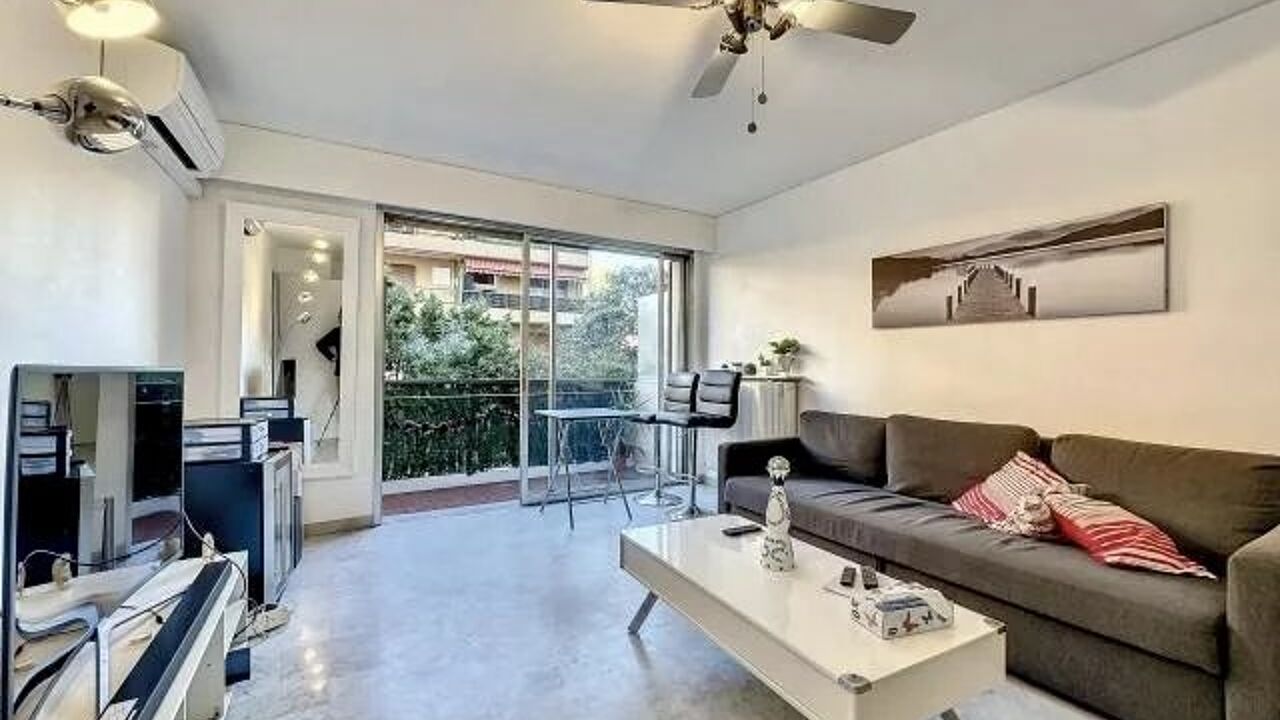 appartement 2 pièces 57 m2 à vendre à Antibes (06600)