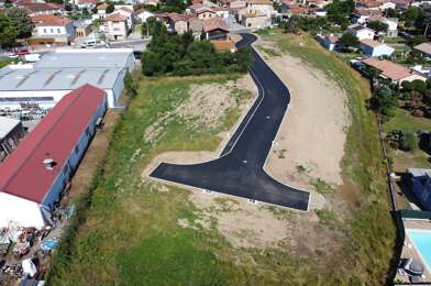 Terrain  60000 €