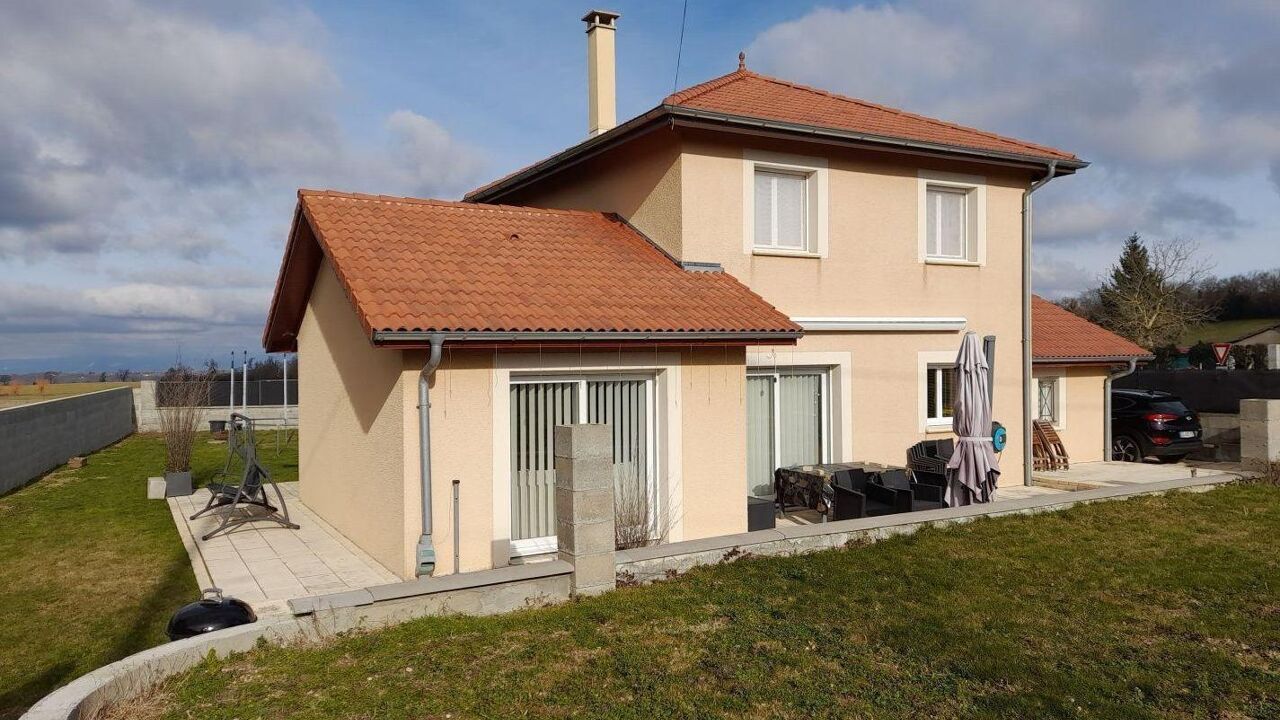 maison 5 pièces 107 m2 à vendre à Bourgoin-Jallieu (38300)
