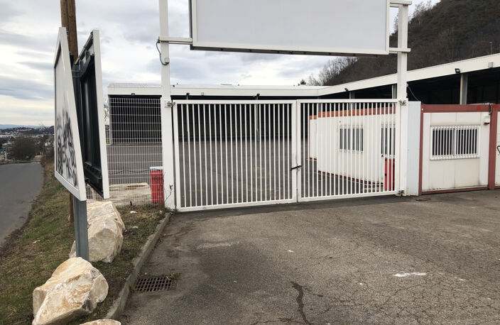 Local commercial — photo 5