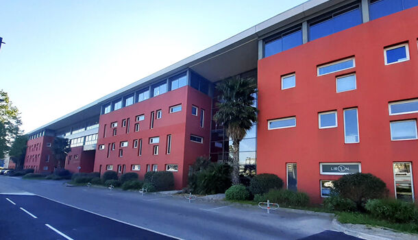 Bureau 8 pièces  à vendre Nîmes 30000