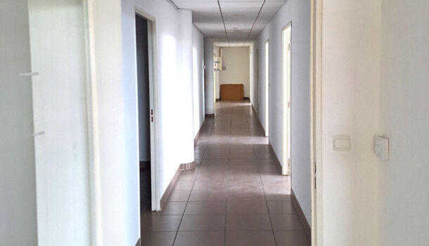 Bureau 8 pièces  à vendre Nîmes 30000