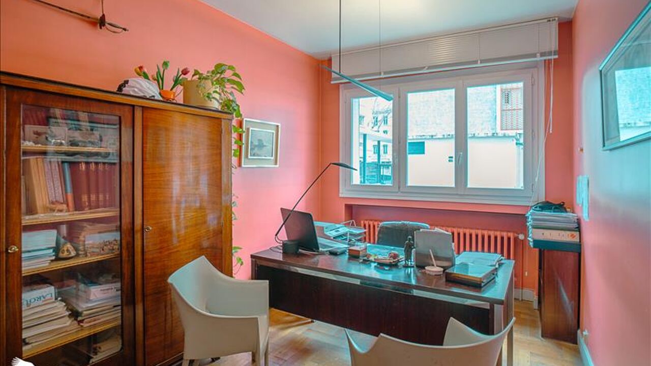 appartement 5 pièces 109 m2 à vendre à Lyon 3 (69003)