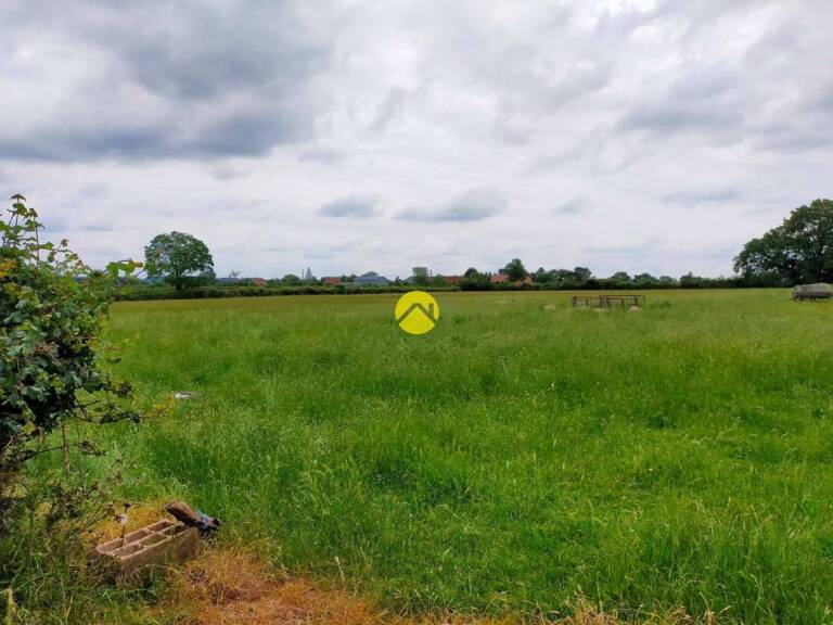 Terrain à bâtir de 1672 m² — photo 1