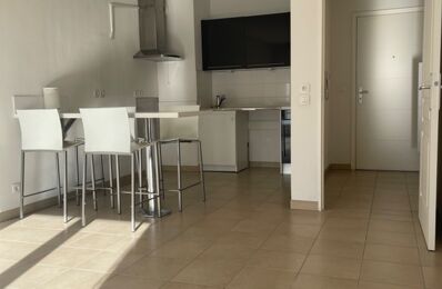 location appartement 1 108 € CC /mois à proximité de Roquefort-les-Pins (06330)
