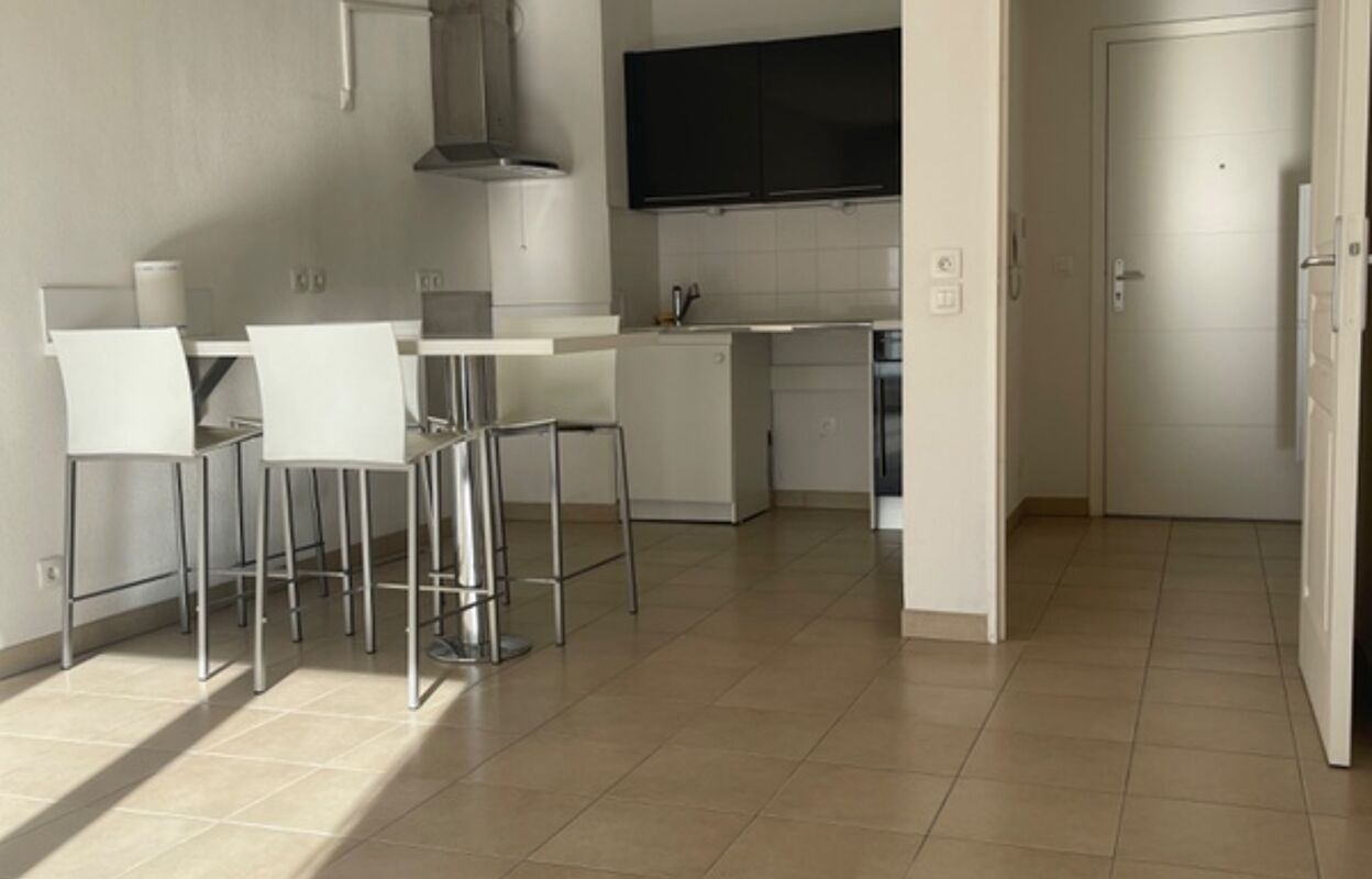 appartement 2 pièces 42 m2 à louer à Saint-Laurent-du-Var (06700)