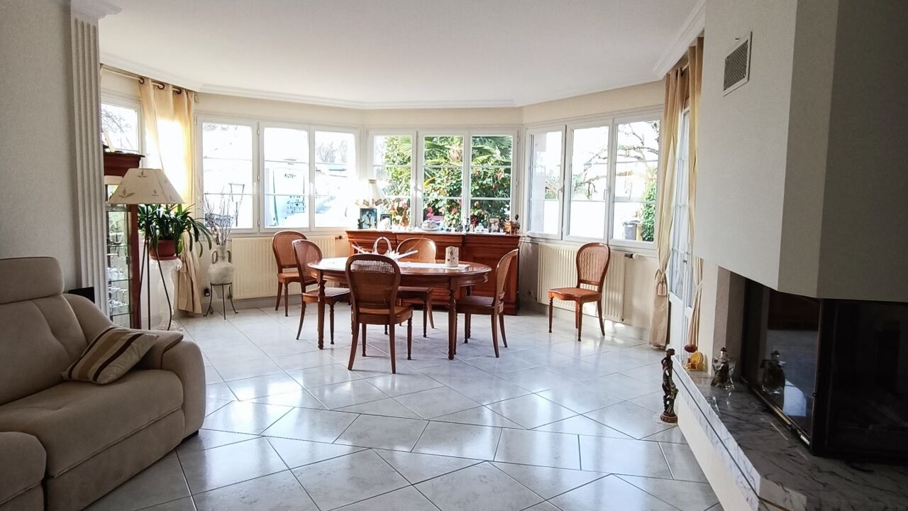 maison 5 pièces 161 m2 à vendre à Trélazé (49800)