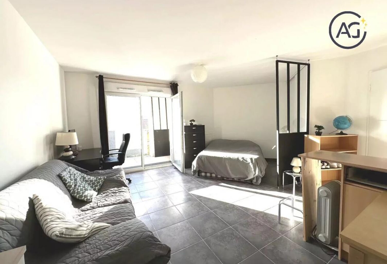 Appartement T1 avec balcon et place de parking — photo 1