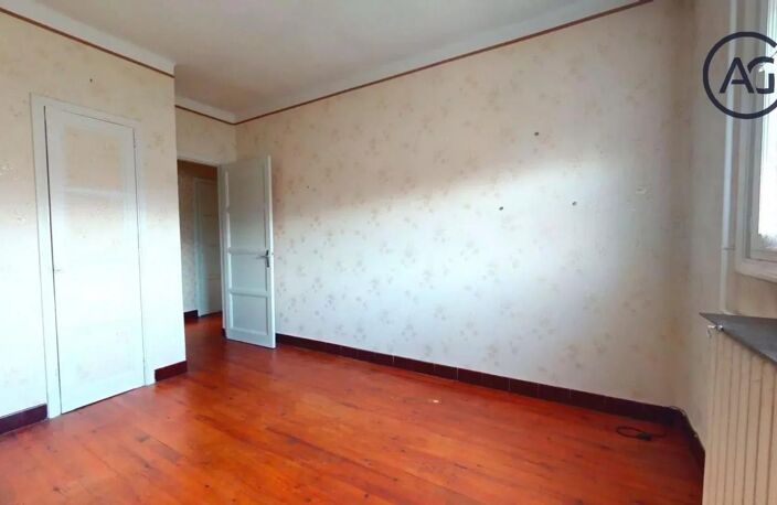 BOURRASSOL MAISON 148 M2 AVEC JARDIN ET GARAGES — photo 2