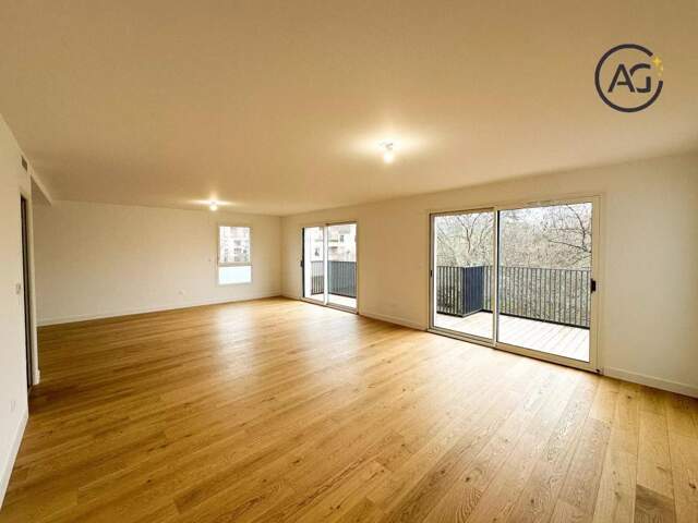 Appartement 5 pièces 152 m² — photo du bien