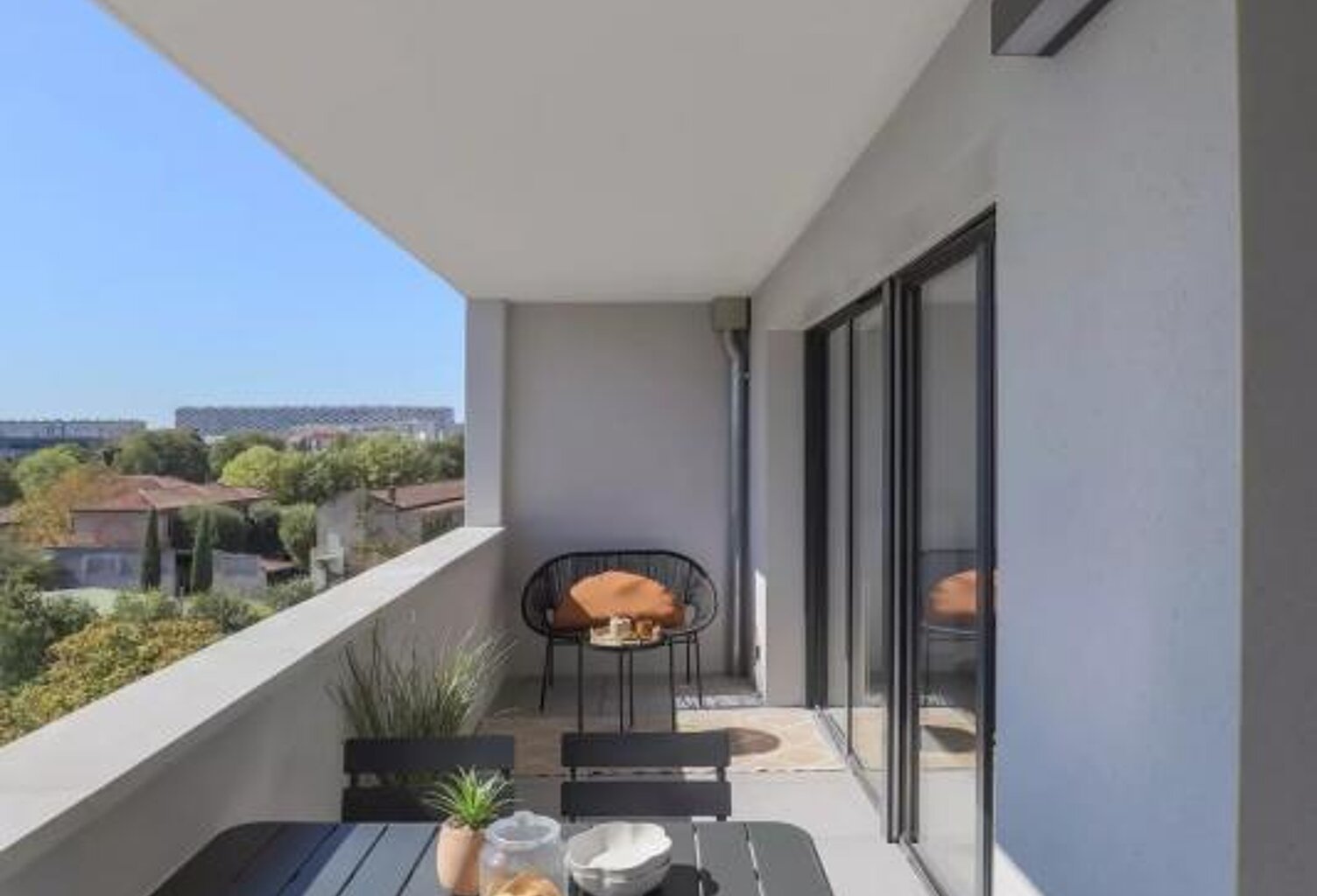 DUPLEX 5 PIECES - 110 M2 - SAINT CYPRIEN — photo 1