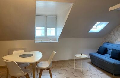 location appartement 460 € CC /mois à proximité de Seichebrières (45530)