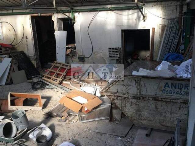 ENTREPOT BUREAUX 1000 M² A VENDRE A SAINT MAURICE — photo du bien