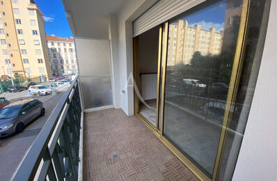 location appartement 615 € CC /mois à proximité de Falicon (06950)