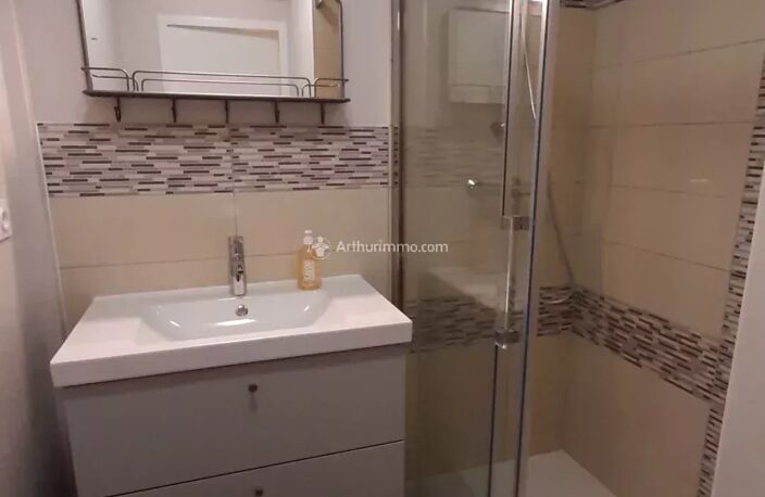 Residence BEAUSOLEIL - T2 RDC n°3 avec Parking n°3 — photo 5