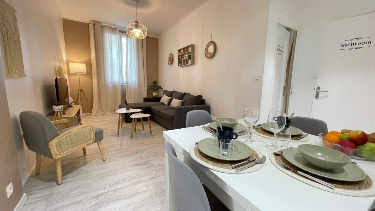 appartement 2 pièces 53 m2 à vendre à Marseille 2 (13002)