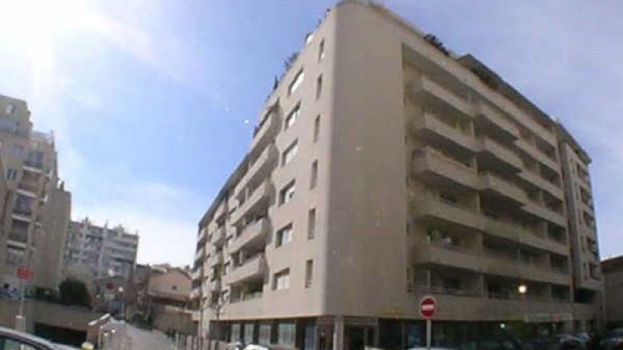garage  pièces  m2 à louer à Marseille 8 (13008)