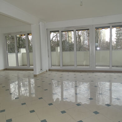 Appartement 6 pièces 365000 €