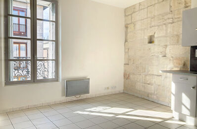 location appartement 670 € CC /mois à proximité de Sauveterre (30150)