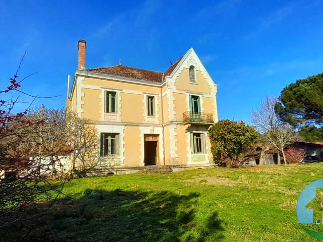 MIMIZAN - A 10 minutes, Maison de maître de 215m2 à rénover — photo du bien