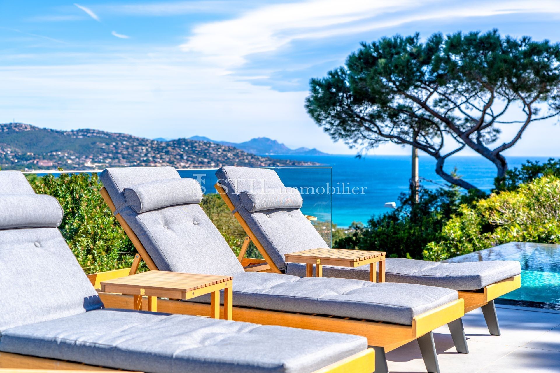 Villa / Maison 5 pièces  à louer Sainte-Maxime 83120