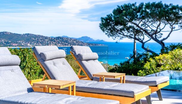 Villa / Maison 5 pièces  à louer Sainte-Maxime 83120