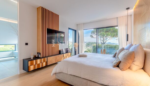 Villa / Maison 5 pièces  à louer Sainte-Maxime 83120